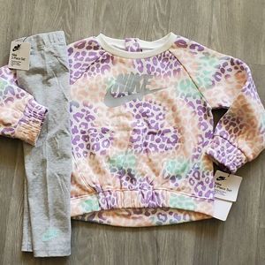Girls Nike Set 24 mo. NWT